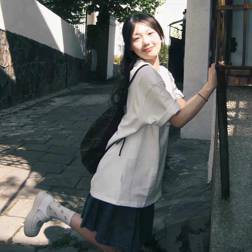 拥抱大白熊